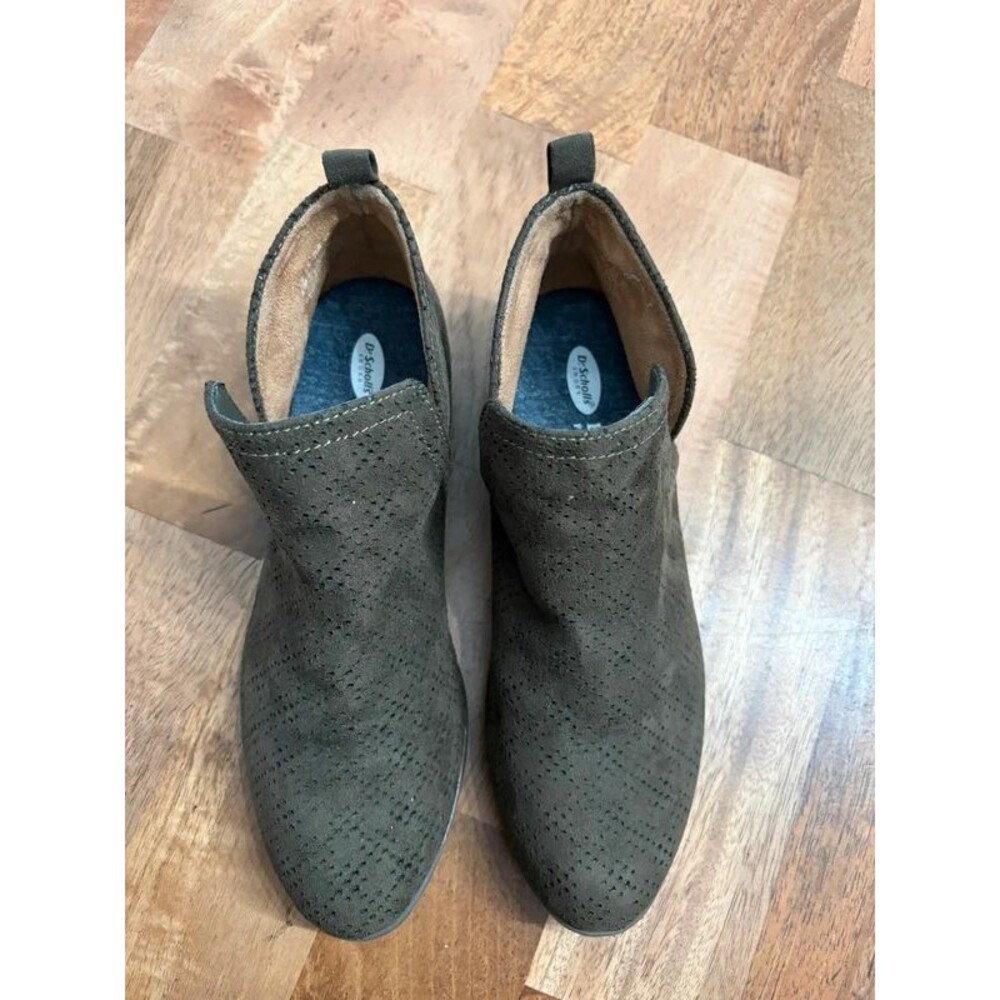 Ladies Dr. Scholl's Gray Ankle Boot with Pointelle Design - Size 6.5